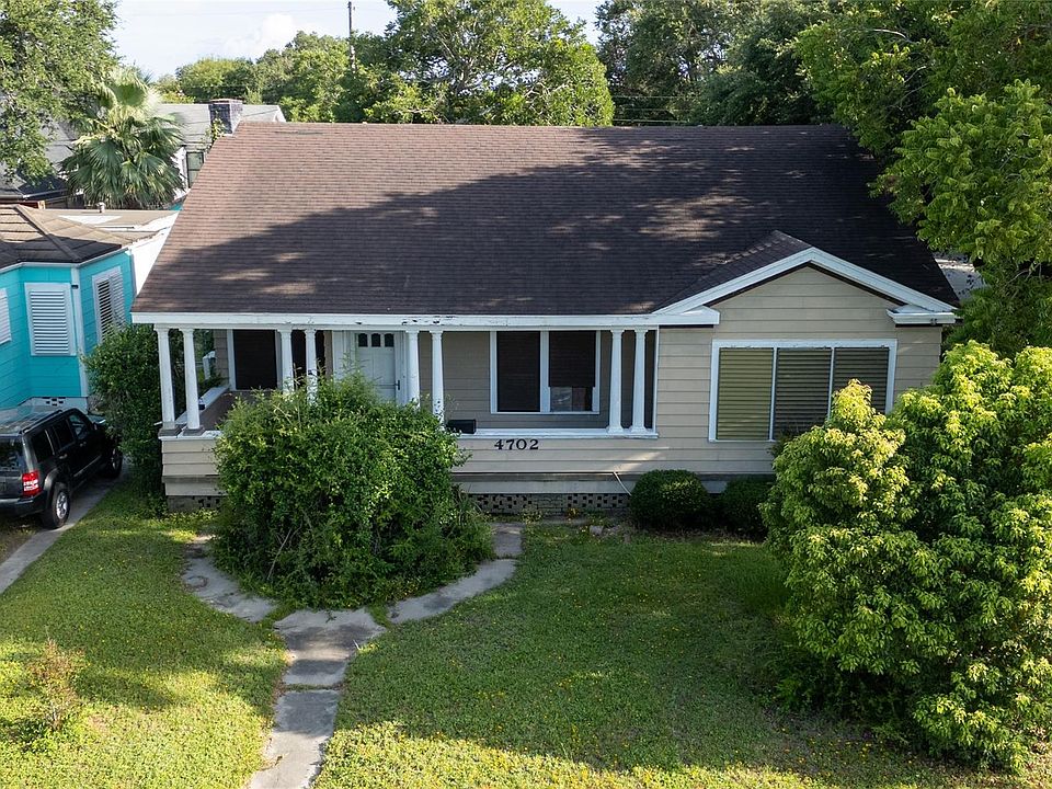 1st image of 4702 Bernardo De Galvez Avenue