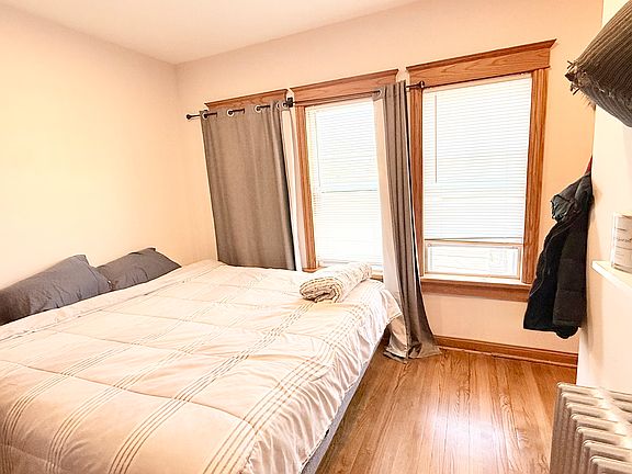 4th image of 3938 N Ashland Ave APT 3R
