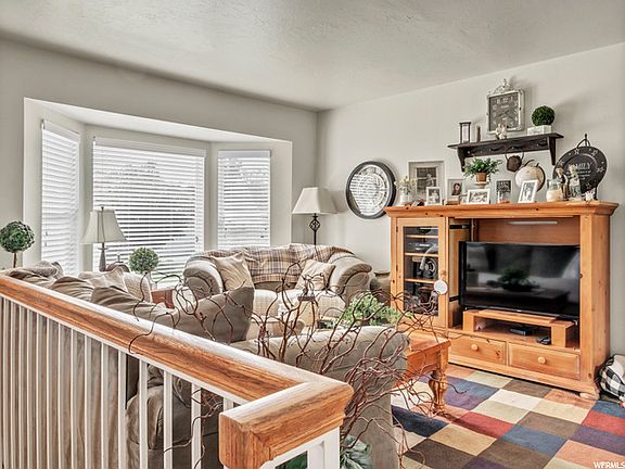 4th image of 5546 W Shadberry Cir