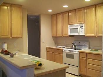 2nd image of 906 Camas Pl