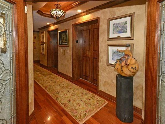 3rd image of 555 5th Ave NE Suite 724