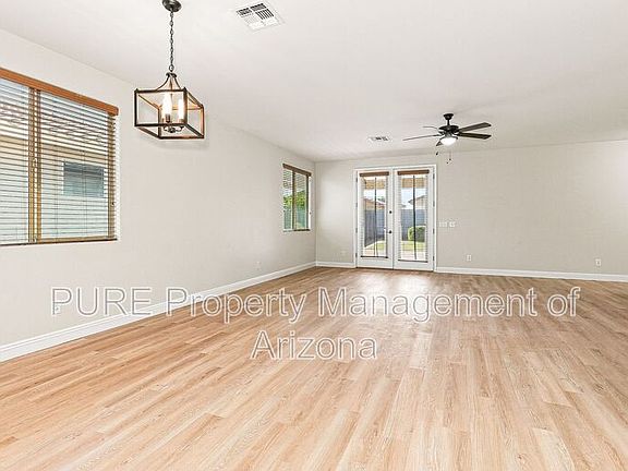 2nd image of 1711 W Paisley Dr