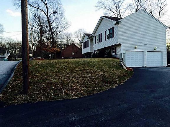 3rd image of 9 Valley Dr