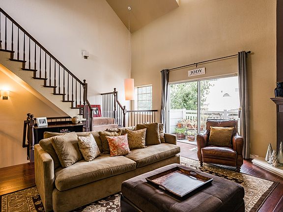 5th image of 4355 Ventura Canyon Ave Unit 206