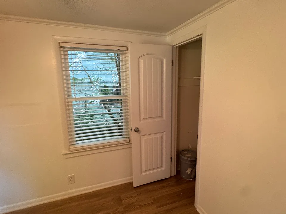 604 Elmira Ave