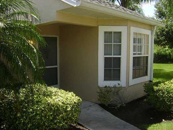 2nd image of 1845 Waterford Dr APT 1