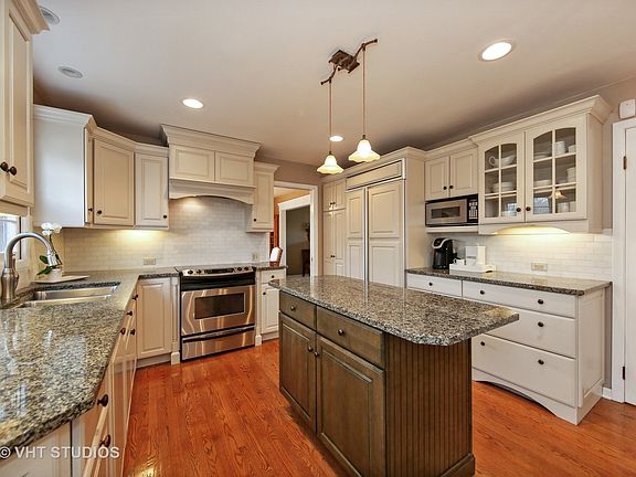 4th image of 5627 Lawn Dr