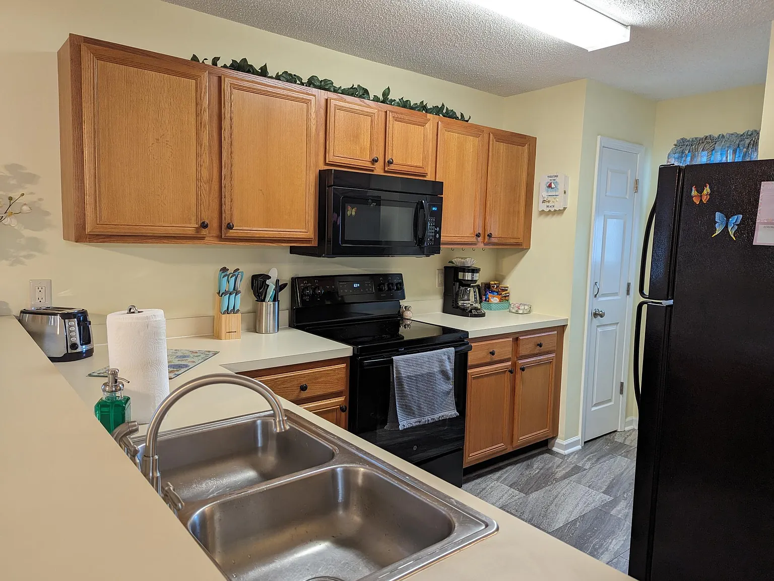1460 Blue Tree Ct — Photo 2