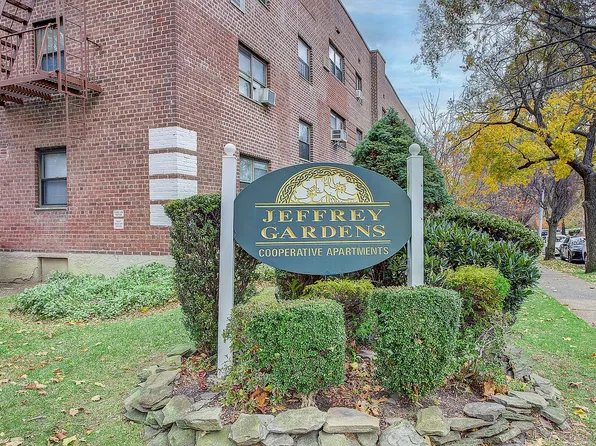 46-42 215th Pl #1C, Queens, NY 11361