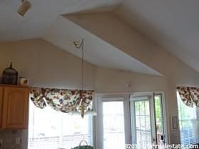 5th image of 4719 S Holladay Wood Ln