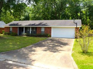 665 Cedar Springs Dr, Jackson, MS 39212