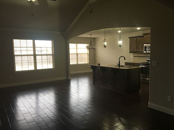2nd image of 3002 SW Fernwood Ave