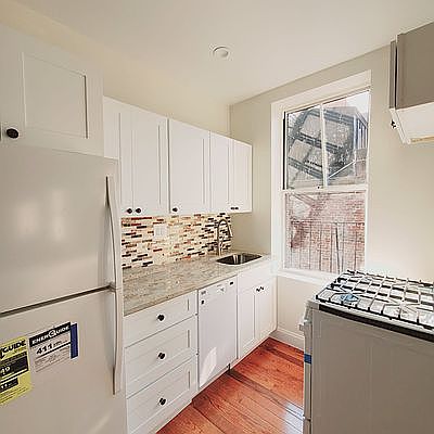 2nd image of 201 W 115th St #5