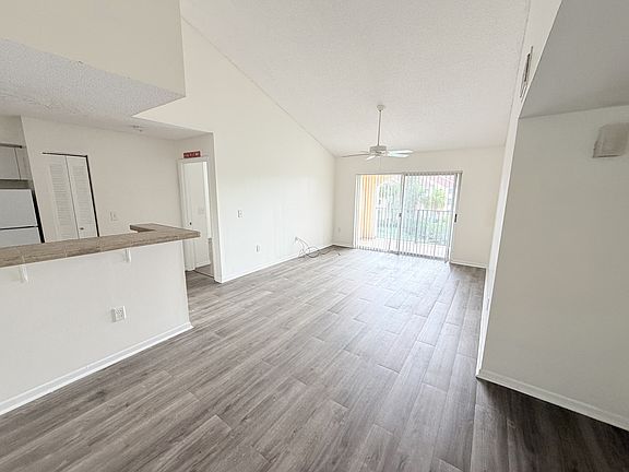 5th image of 1749 Village Blvd #304-304-304