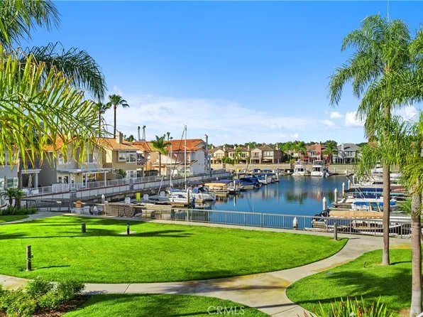 331 Parsons Lndg, Long Beach, CA 90803