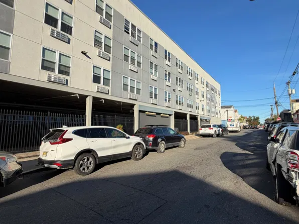 169 16th Ave, Paterson, NJ