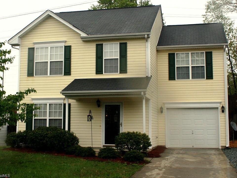 1st image of 3920 Woodberry Lake Dr