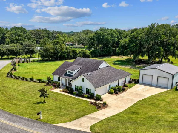 174 NW High Point Dr, Lake City, FL 32055