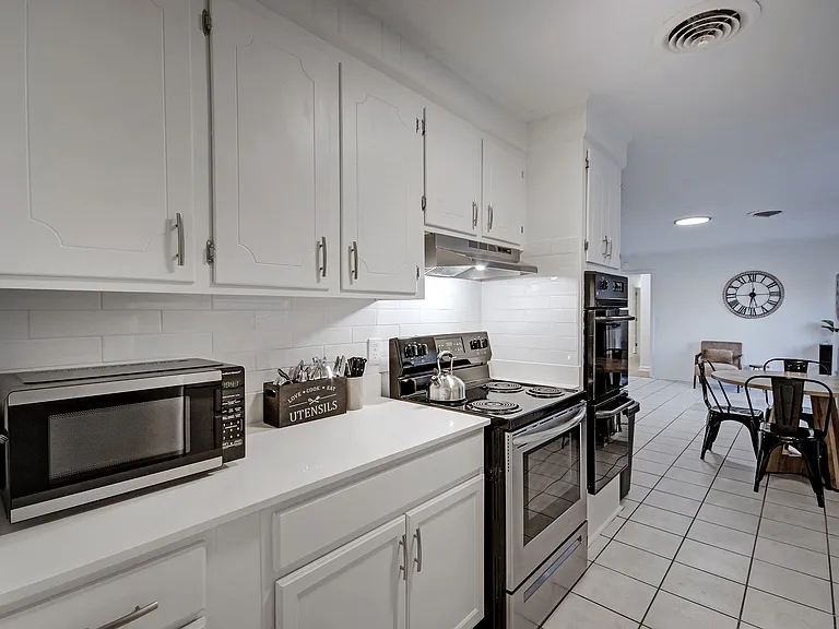 5948 Whitestone Rd — Photo 7