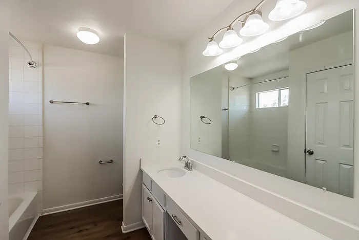 6814 Strathmore Place Ct — Photo 13