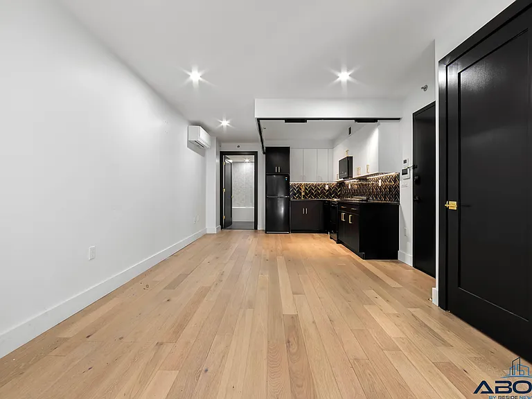 154 Lenox Rd #3F — Photo 7
