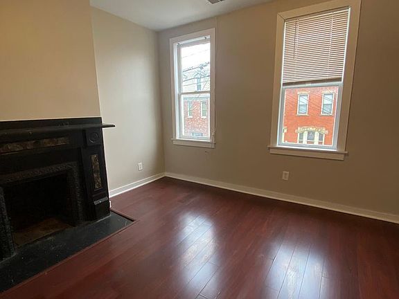 5th image of 2318 Jane St #11359660