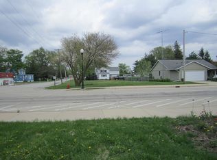 86 S Somonauk Rd, Cortland, IL 60112