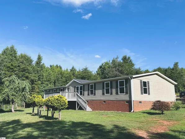180 Old Bear Creek Rd, Chesnee, SC 29323