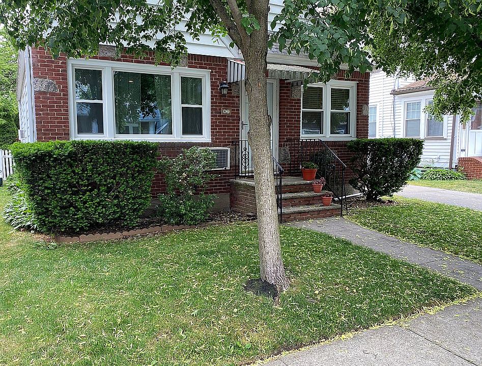 1st image of 87 Iris Ave