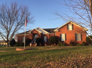 900 Mason Ln, Pembroke, KY 42266