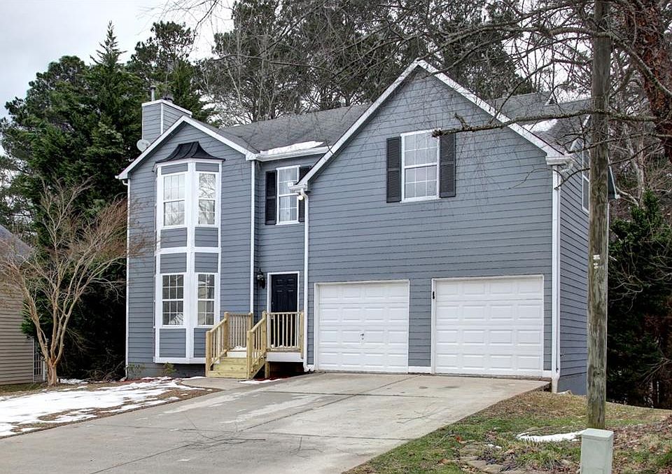 1st image of 4922 Lake Park Ln