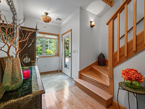 4th image of 10 Wilhelm Place