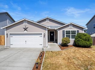 213 Roberts St NE, Orting, WA 98360