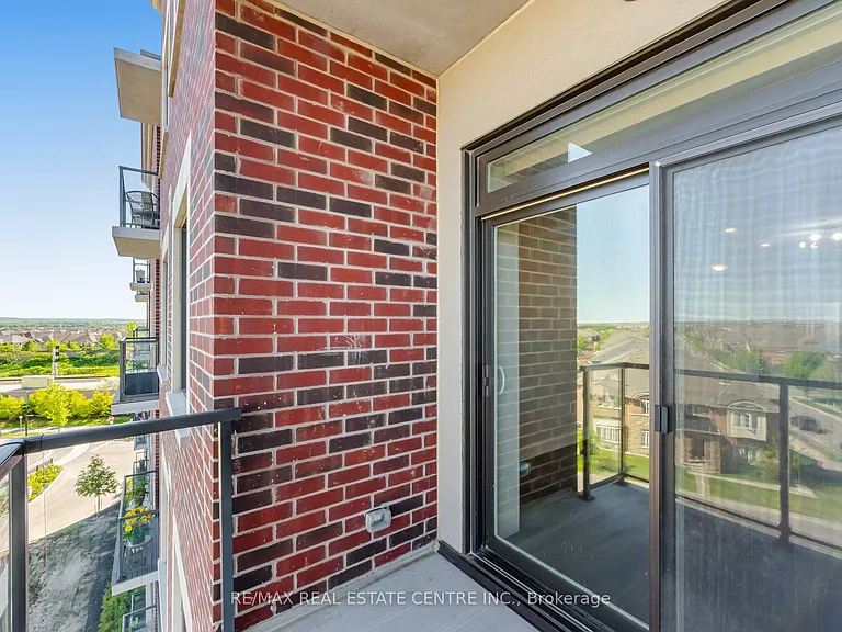 830 Megson Ter #513 — Photo 35