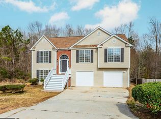 5825 Waggoner Cv, Rex, GA 30273