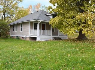 142 Pavement Rd, Lancaster, NY 14086