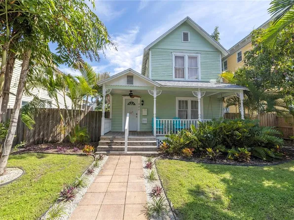 327 7th Ave N, Saint Petersburg, FL 33701