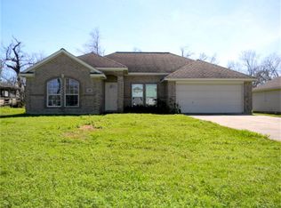 113 W Shreck St, Baytown, TX 77520