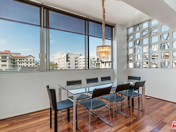 3rd image of 531 N Rossmore Ave #Penthouse A