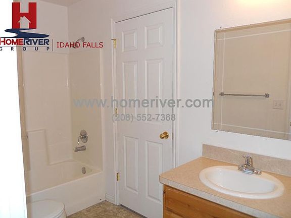 5th image of 3850 Deloy Dr #0