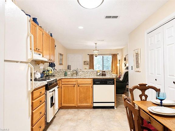 5th image of 412 Liberty Pl