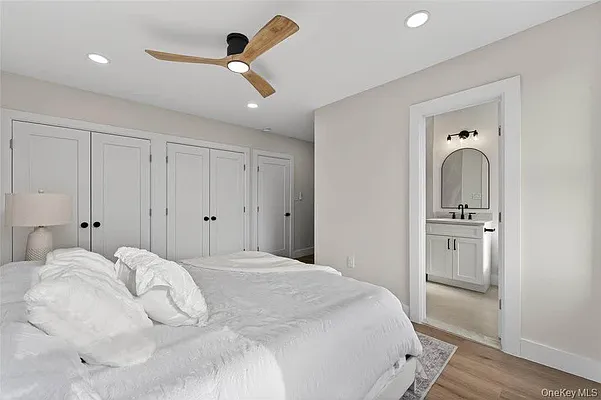 Bedroom, photo 2