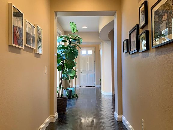 2nd image of 29658 Serenity Ln