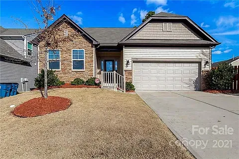 5 bed, 2621 sqft, $3,250 — Photo 2