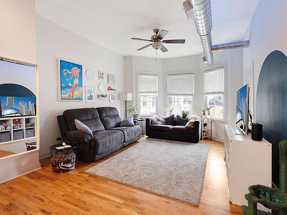 2nd image of 1148 W Belmont Ave APT 2F
