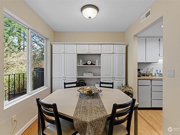 5th image of 14014 Juanita Drive NE #C1