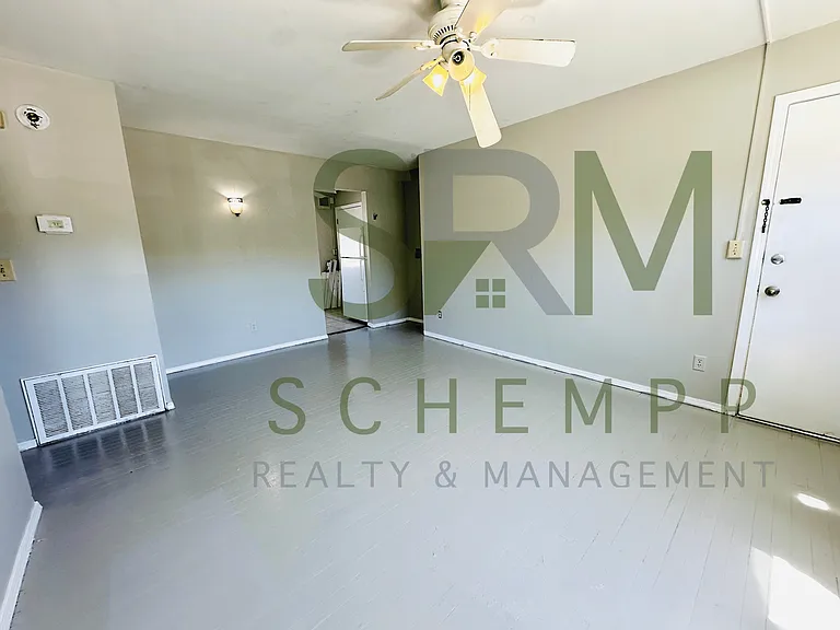4700 Walnut Grove Avenue — Photo 7