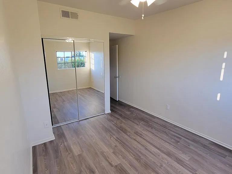 Bedroom #2 & mirrored closet doors