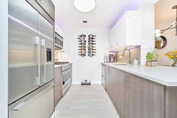 Rented by Compass | media 19