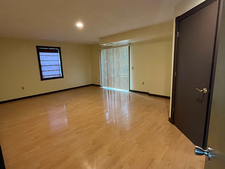 Second living room that can be converted to 4th bedroom